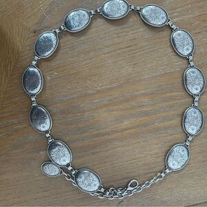 Elegant Silver Oval Silver Belt